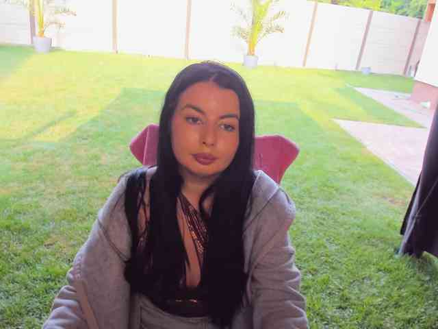 EvelinBelle webcam