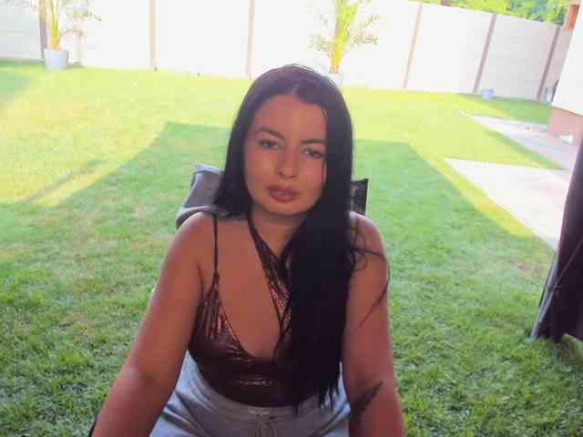 EvelinBelle webcam