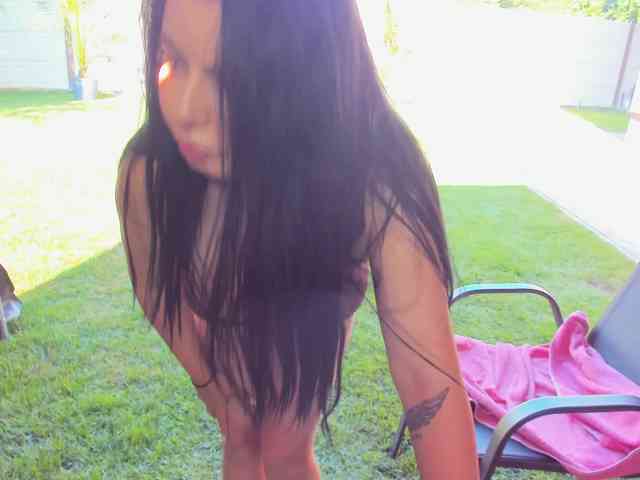 EvelinBelle webcam