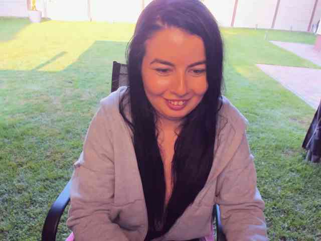EvelinBelle webcam