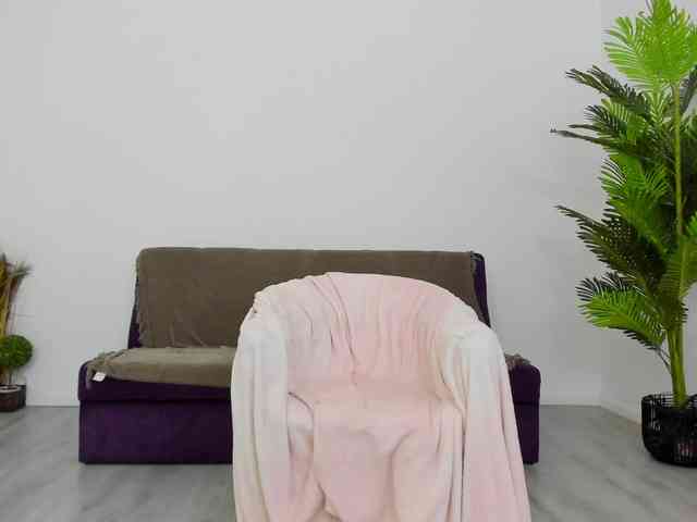 EvelinBelle webcam