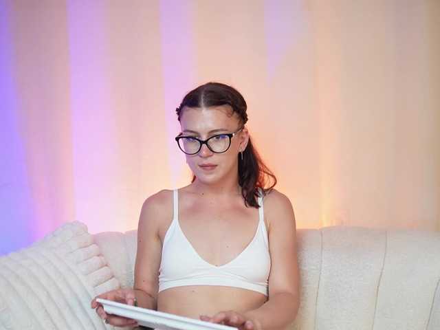 BambinaDolce live cam on BongaCams