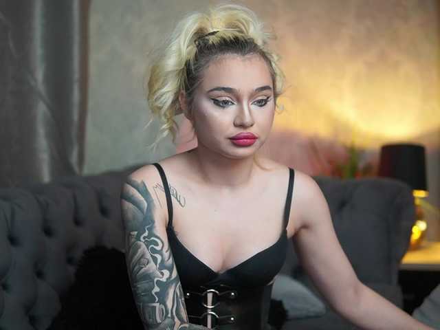 BiankaViper live webcam show