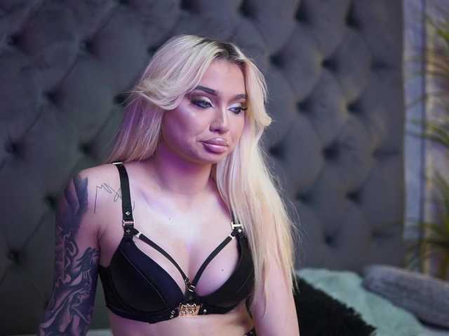 BiankaViper live cam on BongaCams