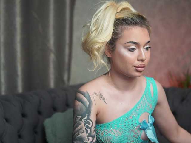 BiankaViper live webcam show