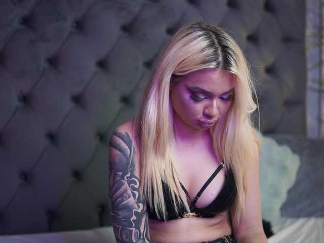 BiankaViper live cam
