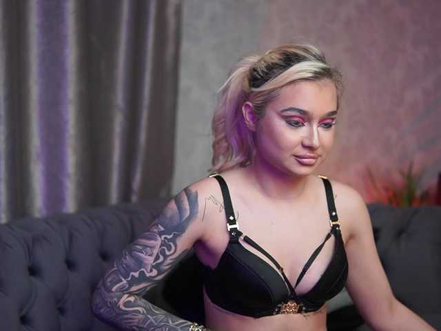BiankaViper live cam on BongaCams