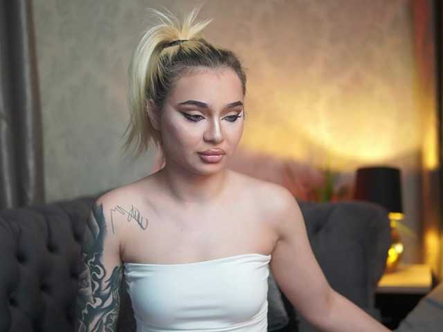 BiankaViper live cam on BongaCams