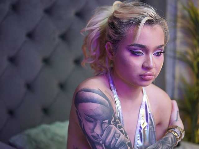 BiankaViper live cam on BongaCams