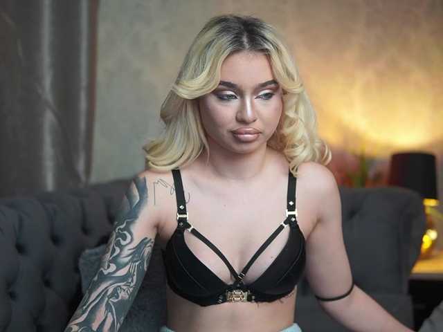 BiankaViper live webcam show