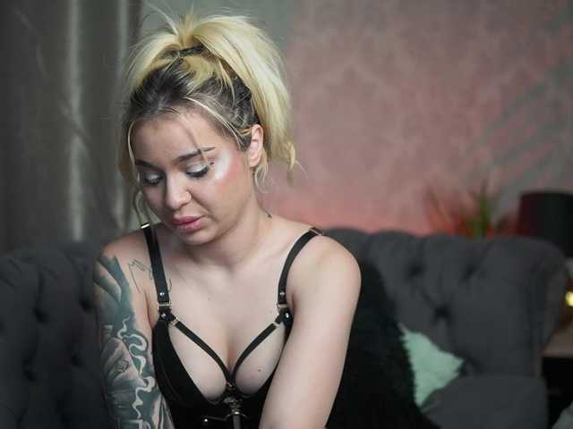 BiankaViper live webcam show