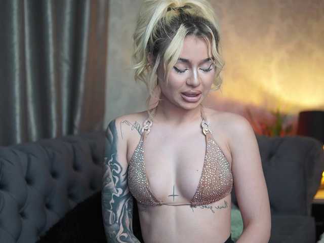 BiankaViper live cam on BongaCams