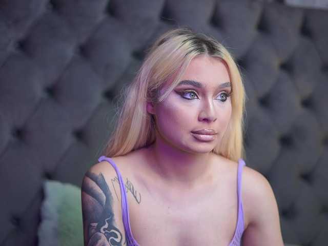 BiankaViper live cam on BongaCams
