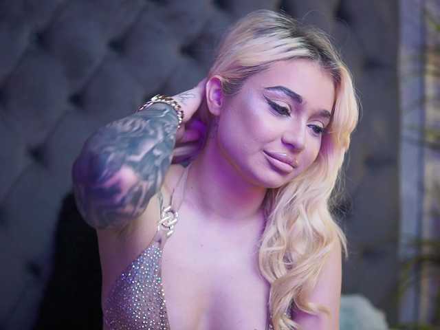 BiankaViper live cam on BongaCams