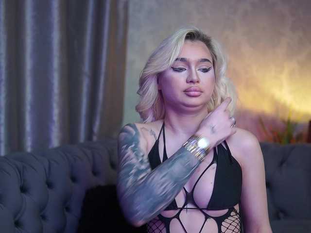 BiankaViper live cam on BongaCams