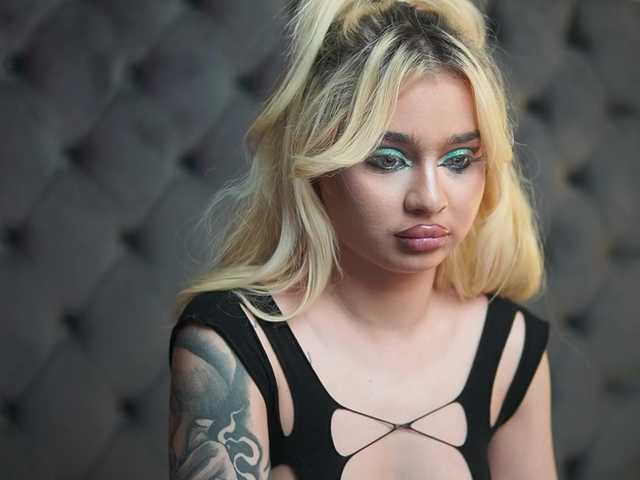 BiankaViper live cam on BongaCams