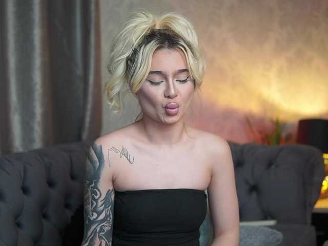 BiankaViper live cam on BongaCams