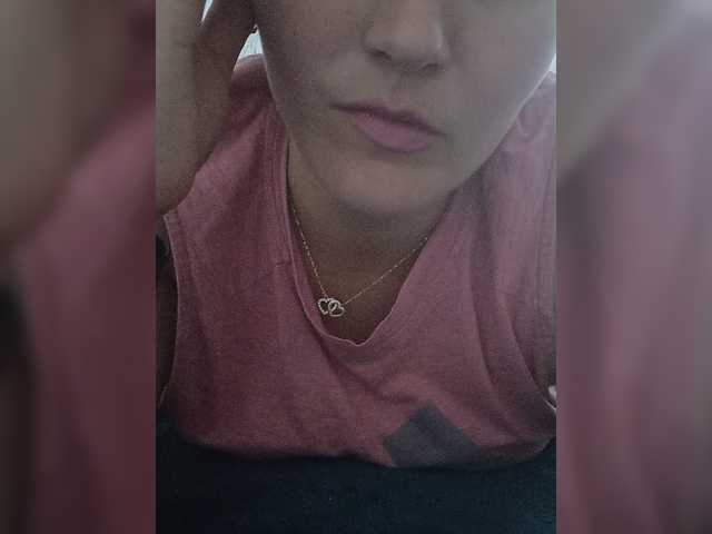 Hadin232425 live cam on BongaCams