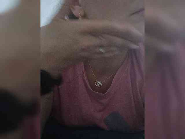 Hadin232425 webcam