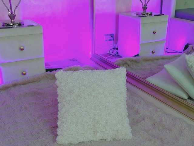 anna-nobel live cam on BongaCams