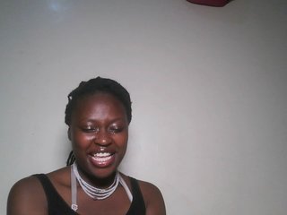 DaisyafterDark_'s Live Webcam