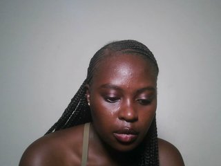 DaisyafterDark_'s Live Webcam