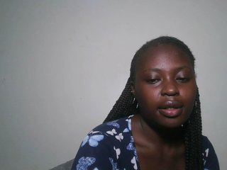 DaisyafterDark_'s Live Webcam