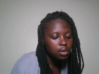 DaisyafterDark_'s Live Webcam