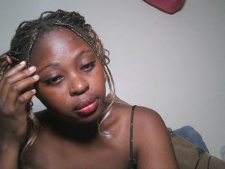 DaisyafterDark_'s Live Webcam