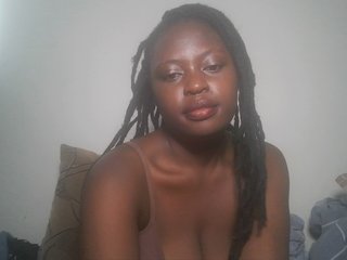 DaisyafterDark_'s Live Webcam