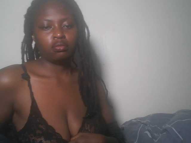 DiasyafterDark