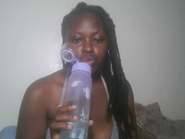 DiasyafterDark live cam on BongaCams