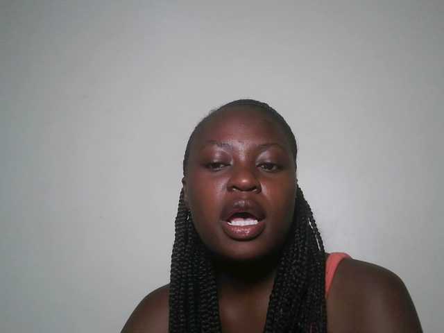 DiasyafterDark live cam on BongaCams