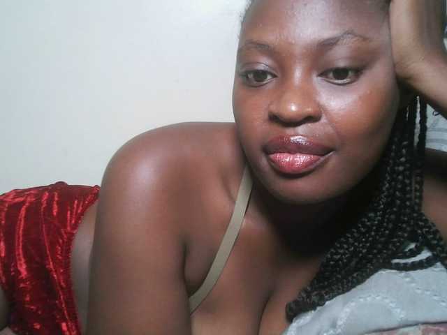 DiasyafterDark live webcam show