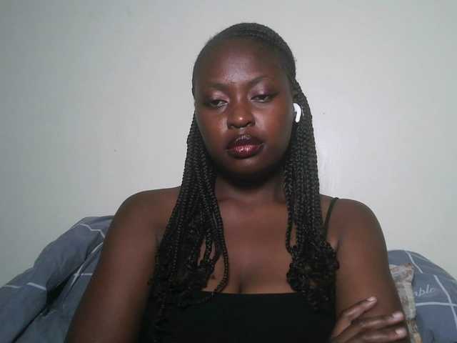 DiasyafterDark live cam on BongaCams