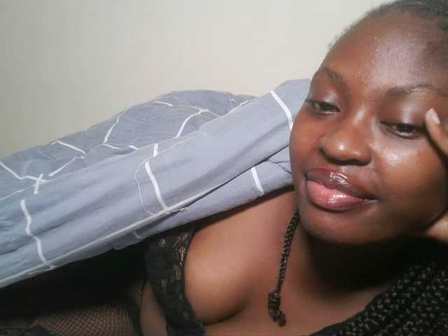 DiasyafterDark live webcam show
