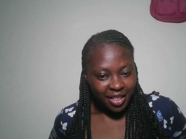 DiasyafterDark live cam on BongaCams