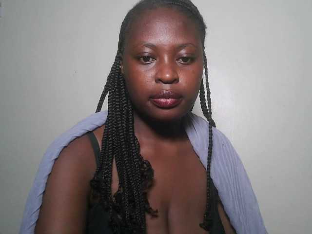 DiasyafterDark live cam on BongaCams