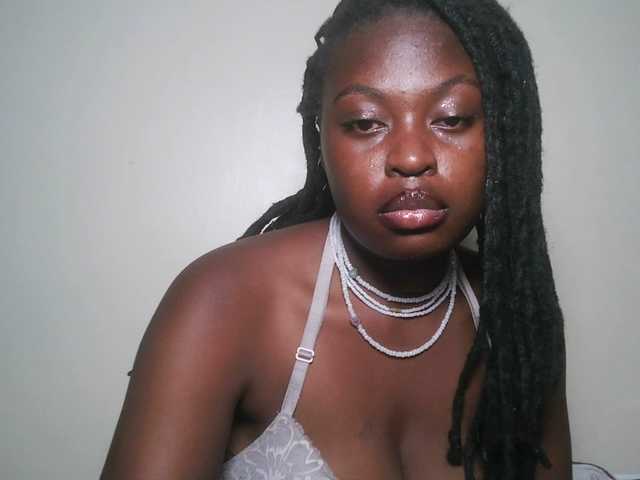 DiasyafterDark
