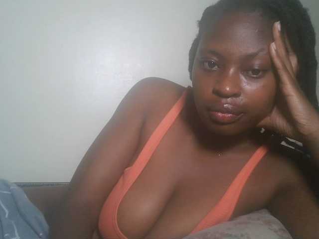 DiasyafterDark live cam on BongaCams