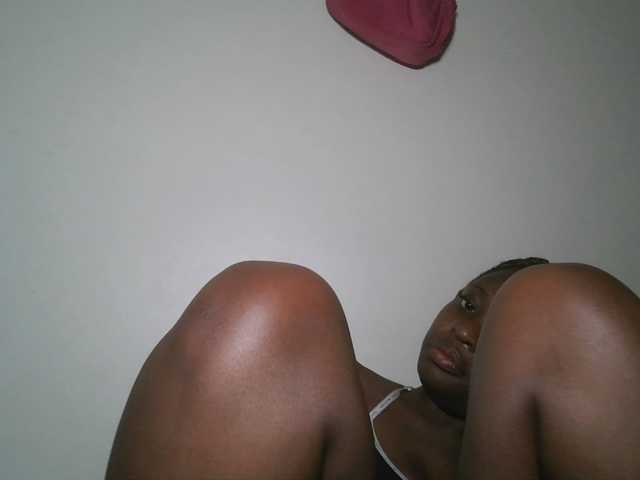 DiasyafterDark live cam on BongaCams