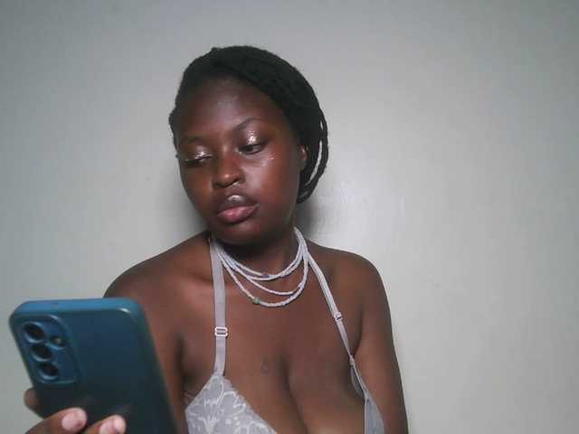DiasyafterDark