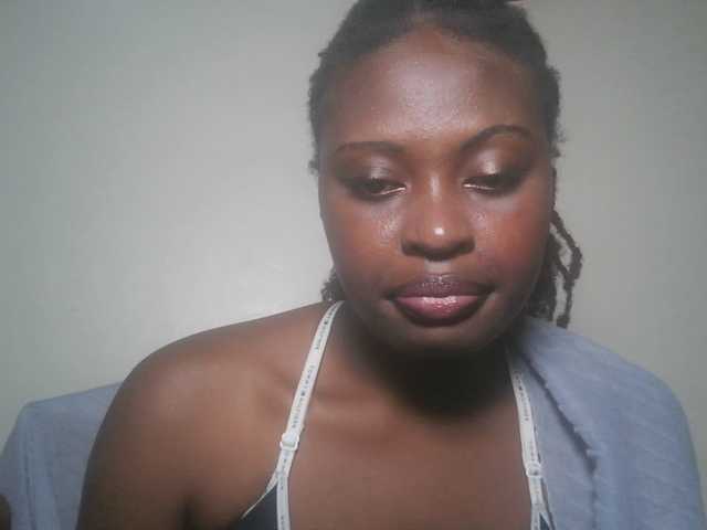 DaisyafterDark_ live cam preview