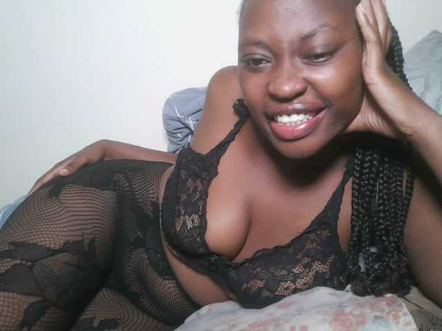 DiasyafterDark live webcam show