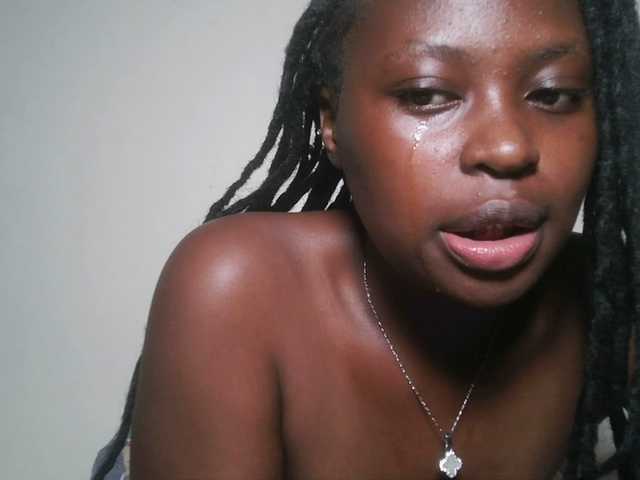 DaisyafterDark_ webcam