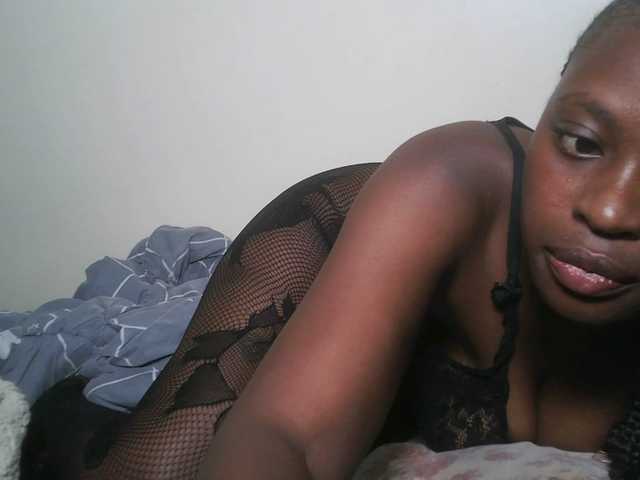 DiasyafterDark live webcam show