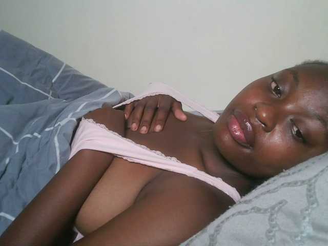 DiasyafterDark live webcam show