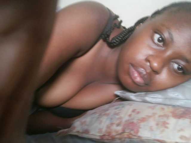 DiasyafterDark live cam on BongaCams
