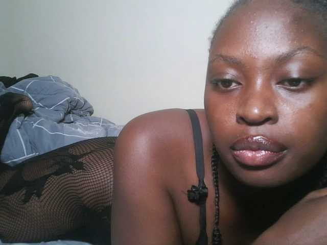 DiasyafterDark live webcam show