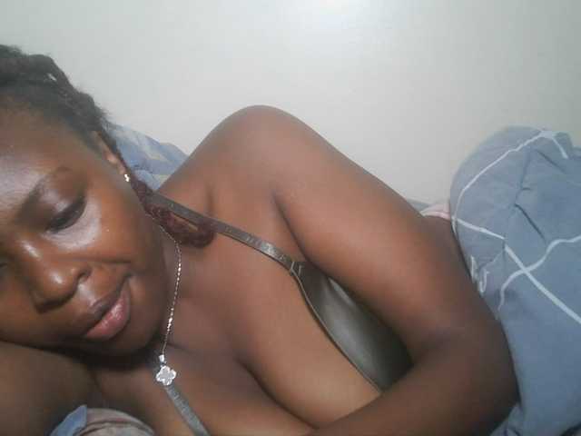 DiasyafterDark